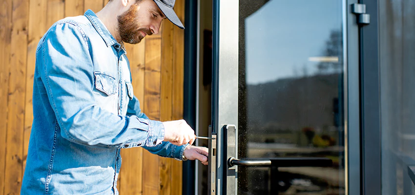 Frameless Glass Storefront Door Locks Replacement in Mount Vernon, NY