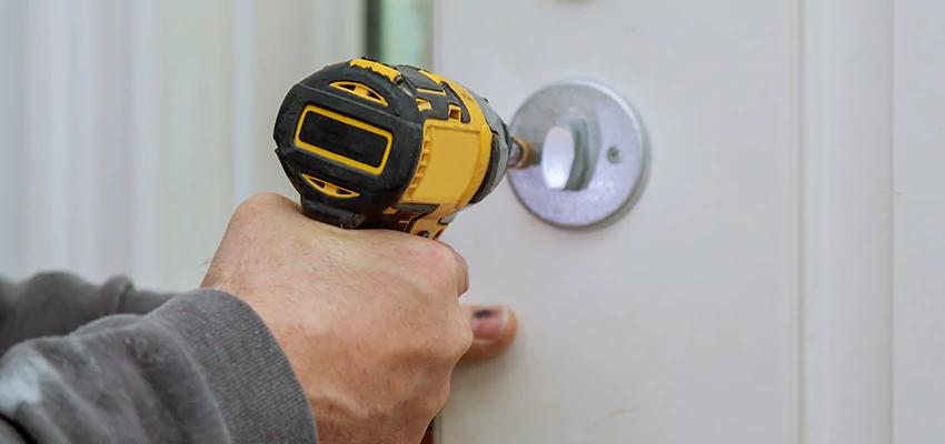 Street Locksmith For Smart Lock Repair in Mount Vernon, NY